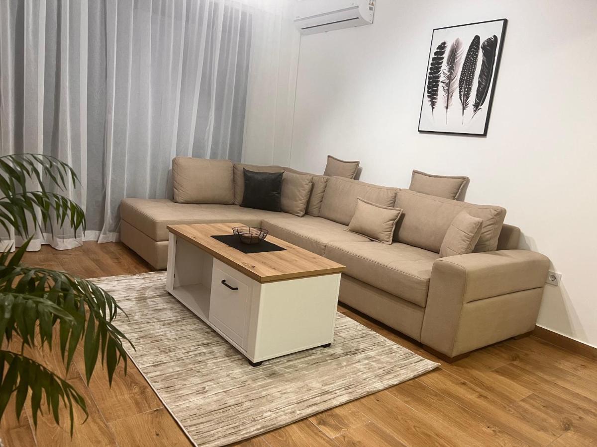 Nejra Apartment Ulcinj Exterior foto